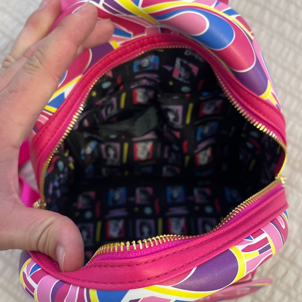 BARBIE Loungefly BACKPACK - Picture 2 of 6